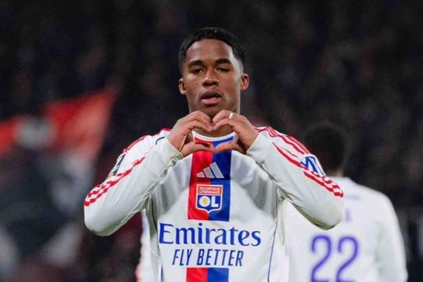 天天盈球-恩德里克成为五大联赛最年轻的巴西籍戴帽球员，超越罗纳尔多