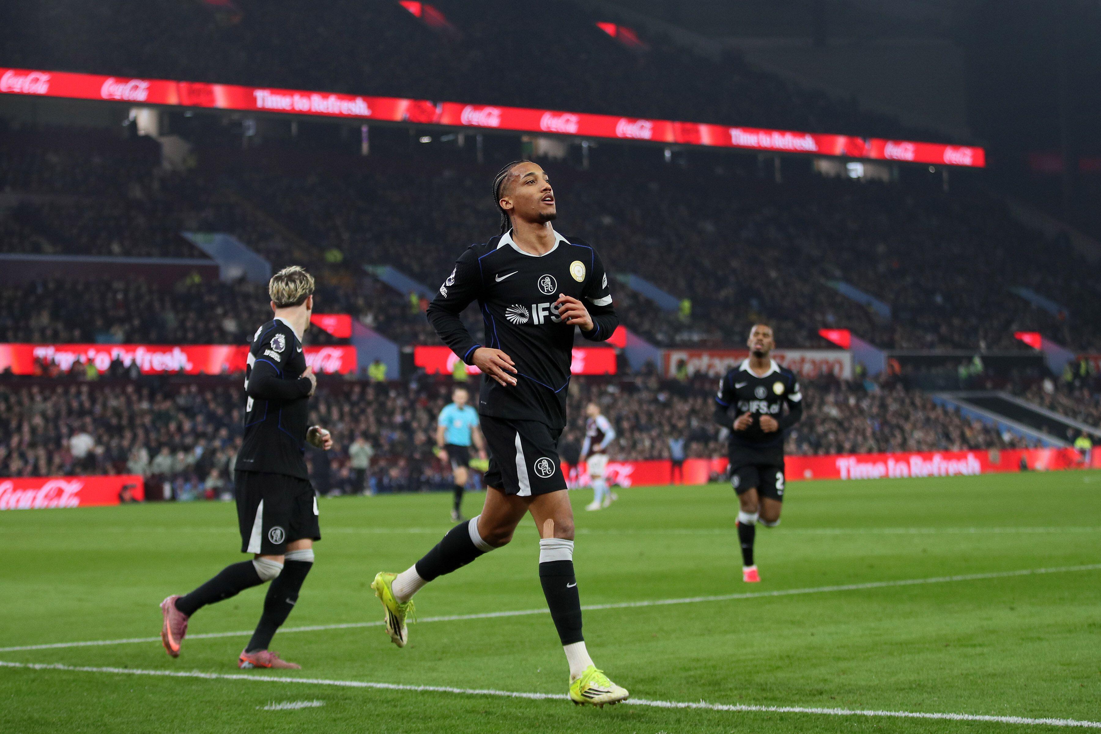 天天盈球-闪耀维拉公园，若昂-佩德罗成为英超历史第8位戴帽的巴西球员