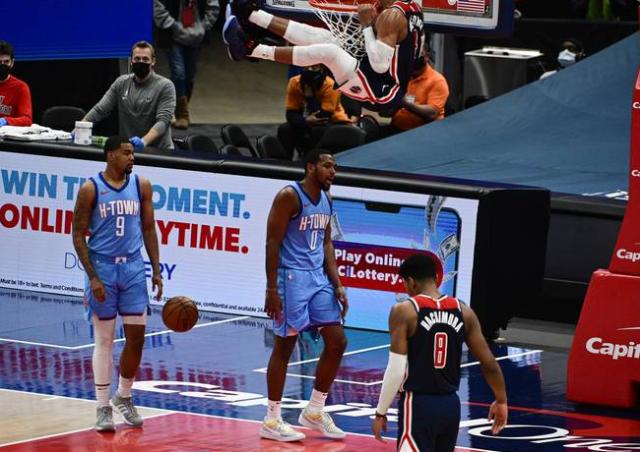 天天盈球官网-6连胜后遭遇6连败 战绩坐上过山车只因防守大滑坡