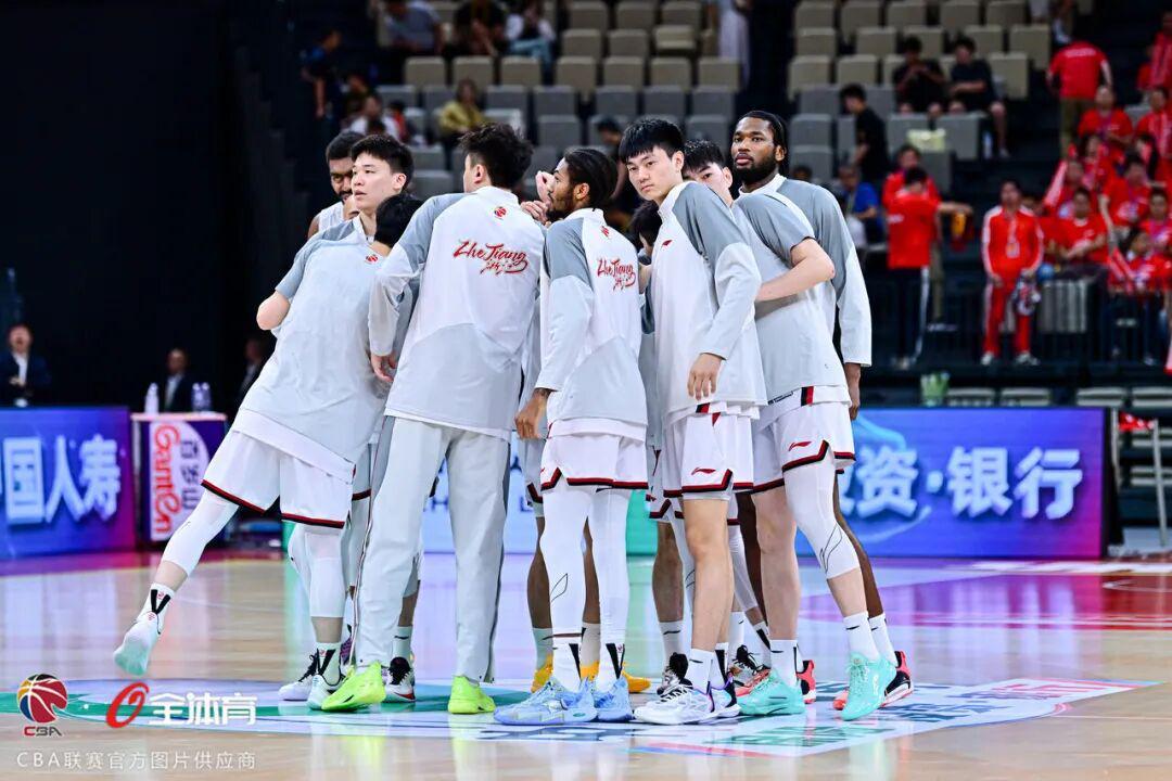 天天盈球APP-【CBA联赛】季后赛1/4决赛G1｜浙江稠州金租95-108不敌深圳马可波罗